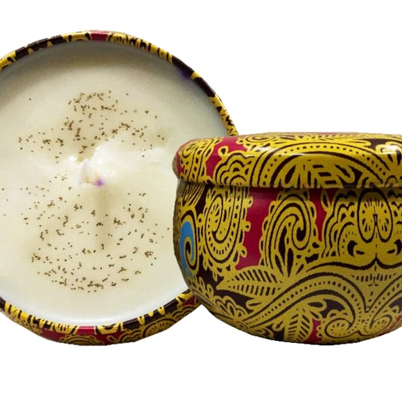 Organic Soy Custom Blend Coconut Lime Candle, (2) NWT - Picture 2 of 2